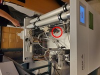Inside Peak N2 Generator