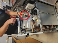 Inside Peak N2 Generator